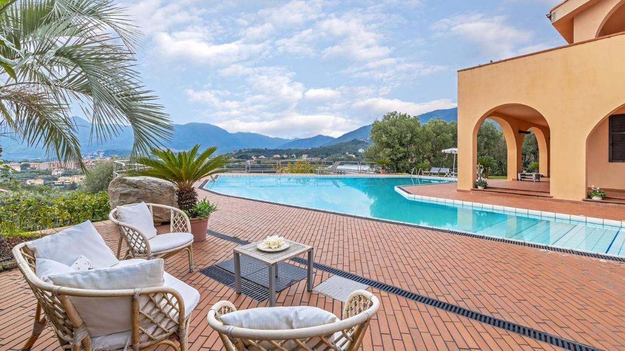 Villa Elda 6, Emma Villas Loano Εξωτερικό φωτογραφία