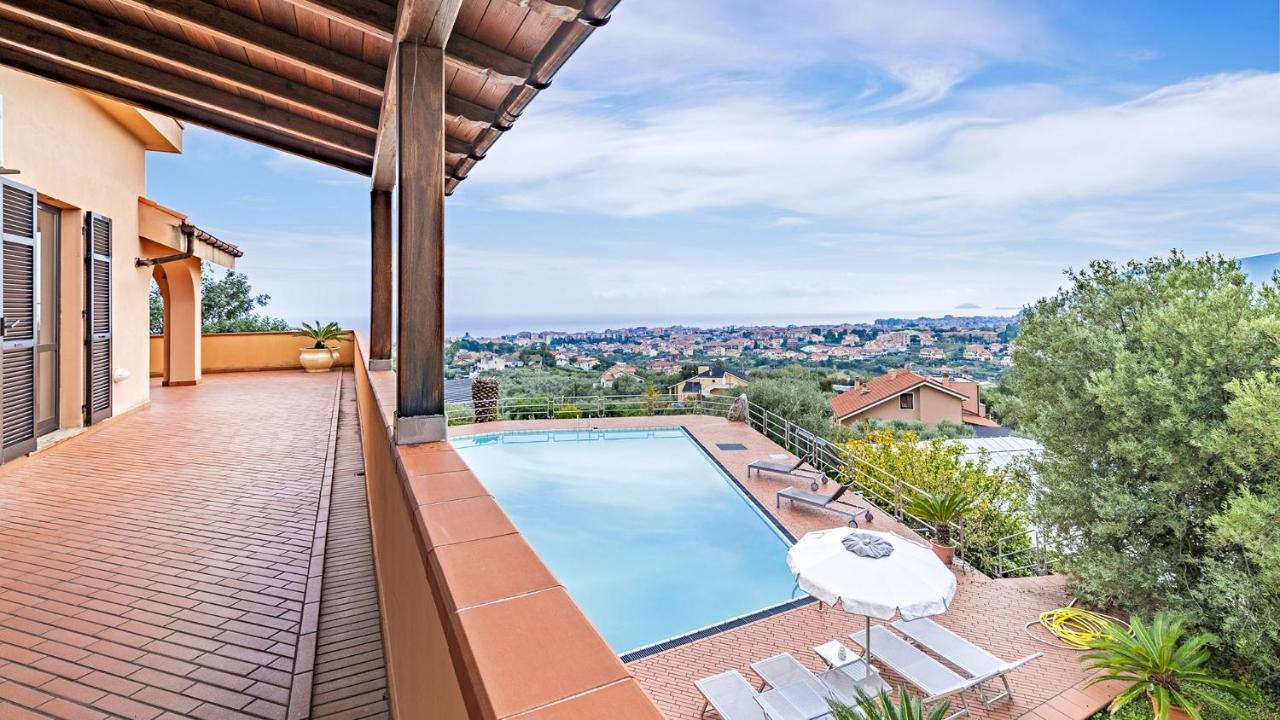Villa Elda 6, Emma Villas Loano Εξωτερικό φωτογραφία